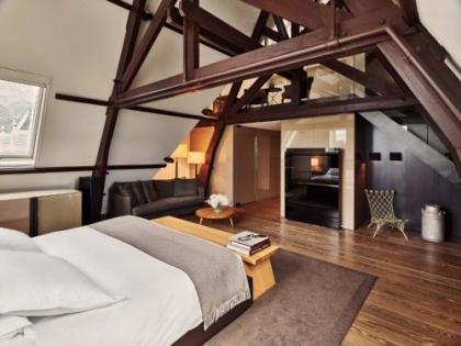 Conservatorium Hotel - image 17