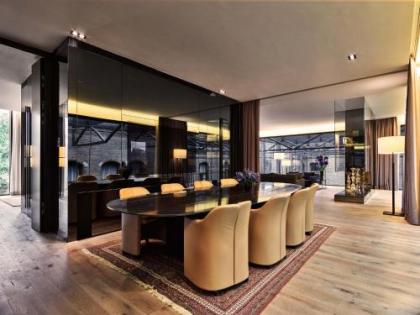 Conservatorium Hotel - image 6
