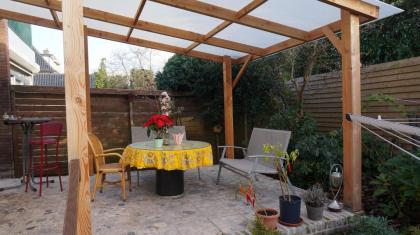 Xaviera's Bed and Breakfast - image 4