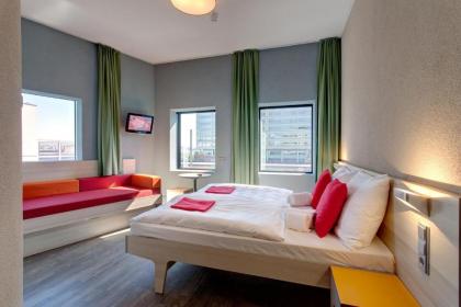 MEININGER Hotel Amsterdam City West - image 13