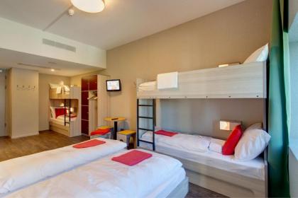 MEININGER Hotel Amsterdam City West - image 19