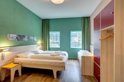 MEININGER Hotel Amsterdam City West - image 6