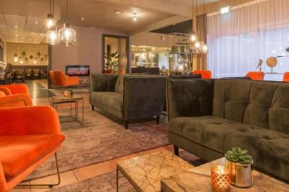New West Inn Amsterdam - image 1