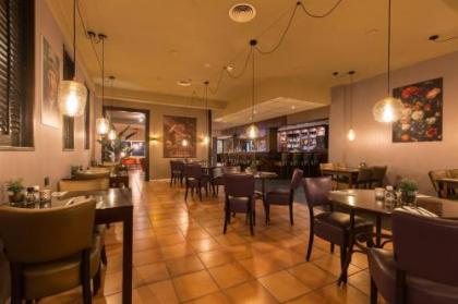 New West Inn Amsterdam - image 10