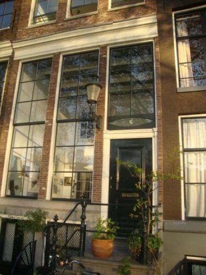 Kalkmarkt Suites - image 1
