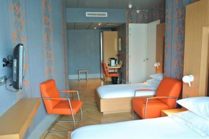 Amadi Park Hotel - image 11