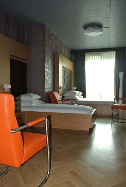 Amadi Park Hotel - image 12