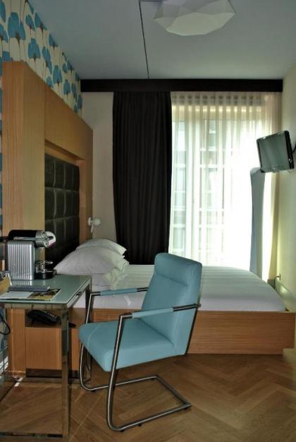 Amadi Park Hotel - image 5