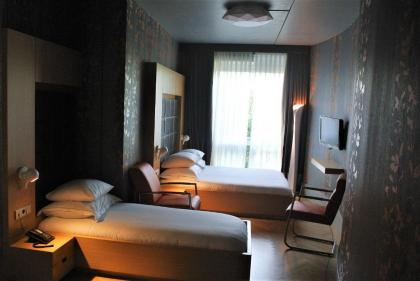 Amadi Park Hotel - image 6