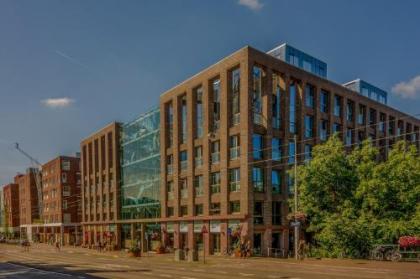 Grand Hotel Downtown - image 2
