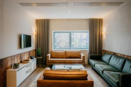 Amsterdam ID Aparthotel - image 1