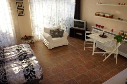 Quarenta Studio - image 8