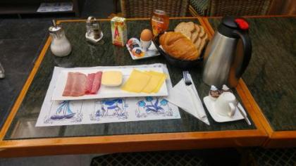 Hotel Isis - image 7