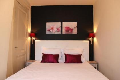 Amsterdam Jewel Canal Apartments - image 3