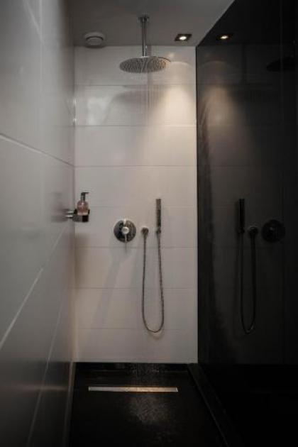 Sir Albert Hotel - image 11
