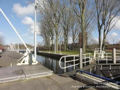 Bed and Breakfast Amsterdam West - image 20