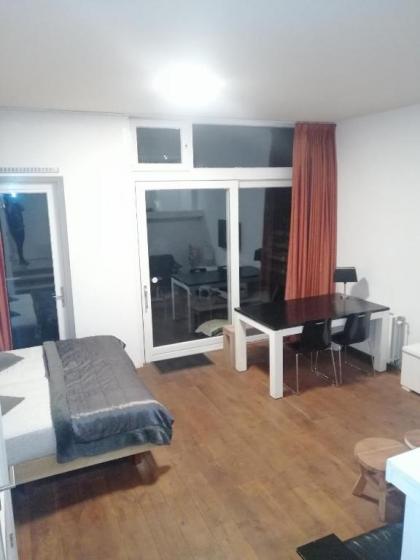Apartment StayWell Amsterdam Free Parking - image 15