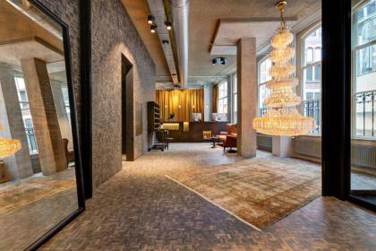 Hotel V Nesplein - image 11