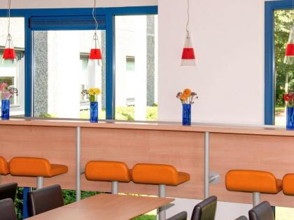 ibis budget Amsterdam Airport - image 3