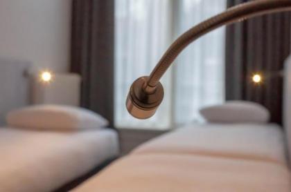 Hotel Crown - image 13