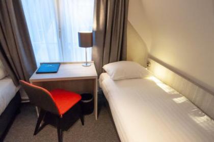 Hotel Crown - image 20
