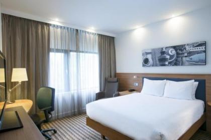 Hampton by Hilton Amsterdam Airport Schiphol - image 10