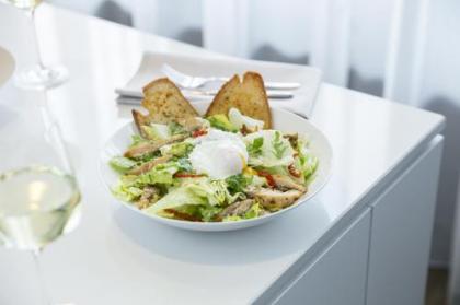 Hampton by Hilton Amsterdam Airport Schiphol - image 12