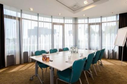 Hampton by Hilton Amsterdam Airport Schiphol - image 15