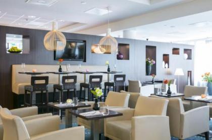 Hampton by Hilton Amsterdam Airport Schiphol - image 2