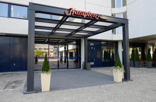 Hampton by Hilton Amsterdam Airport Schiphol - image 3