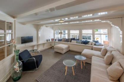 Cityden Residences Jordan 9 Streets - image 1
