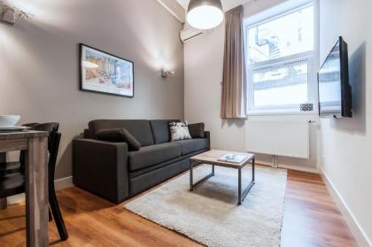 Short Stay Group Harbour Loft Studios - image 15