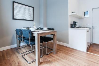 Short Stay Group Harbour Loft Studios - image 6