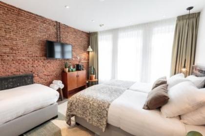 Hotel Dwars - image 11