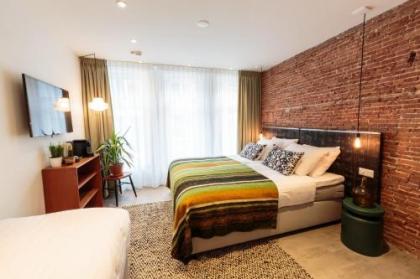 Hotel Dwars - image 12