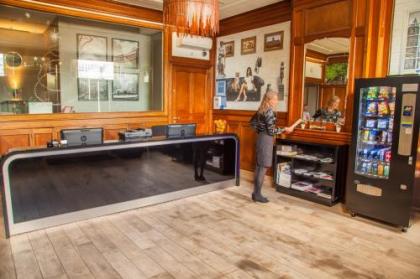 Hotel Mansion - image 17