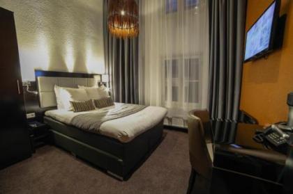 Hotel Mansion - image 4
