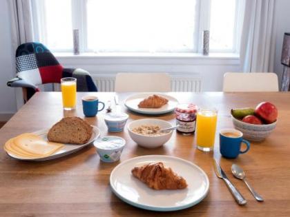 Authentic Amsterdam Bed and Breakfast Rai - image 10