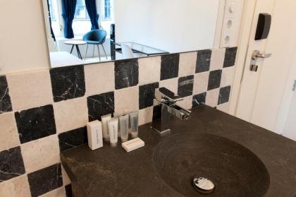 Bitterbal Amsterdam - image 13