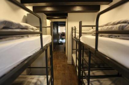 International Budget Hostel City Center - image 3
