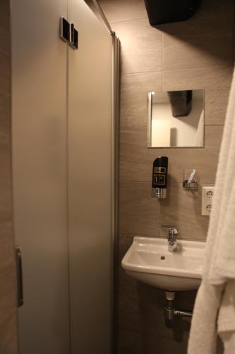 International Budget Hostel City Center - image 5