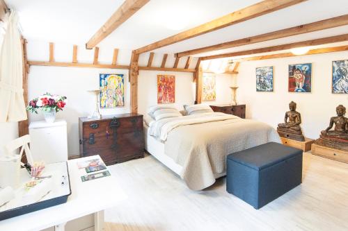 Bed & Breakfast of Art - main image