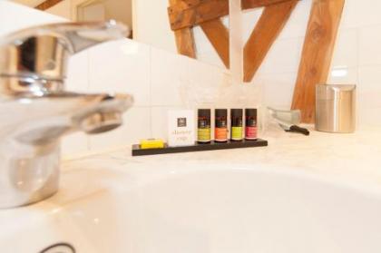 Bed & Breakfast of Art - image 3