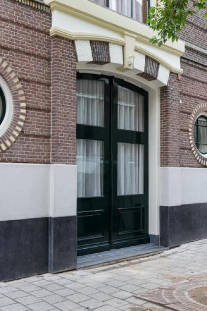 Golden Mansion Apartments - image 16