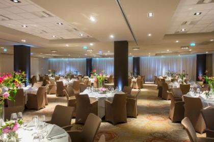 Holiday Inn Amsterdam - Arena Towers - image 2