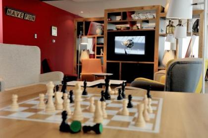 Holiday Inn Amsterdam - Arena Towers - image 3