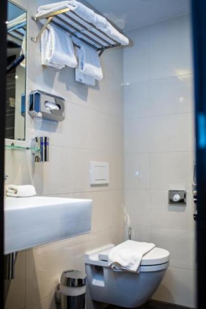 Royal Amsterdam Hotel - image 4
