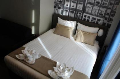 Royal Amsterdam Hotel - image 7