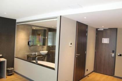 Dream Hotel Amsterdam - image 20