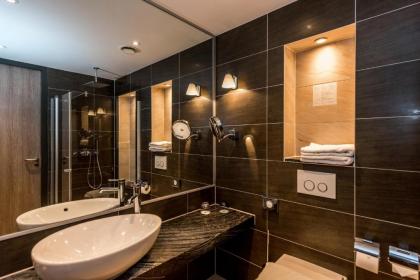 XO Hotels Couture - image 19